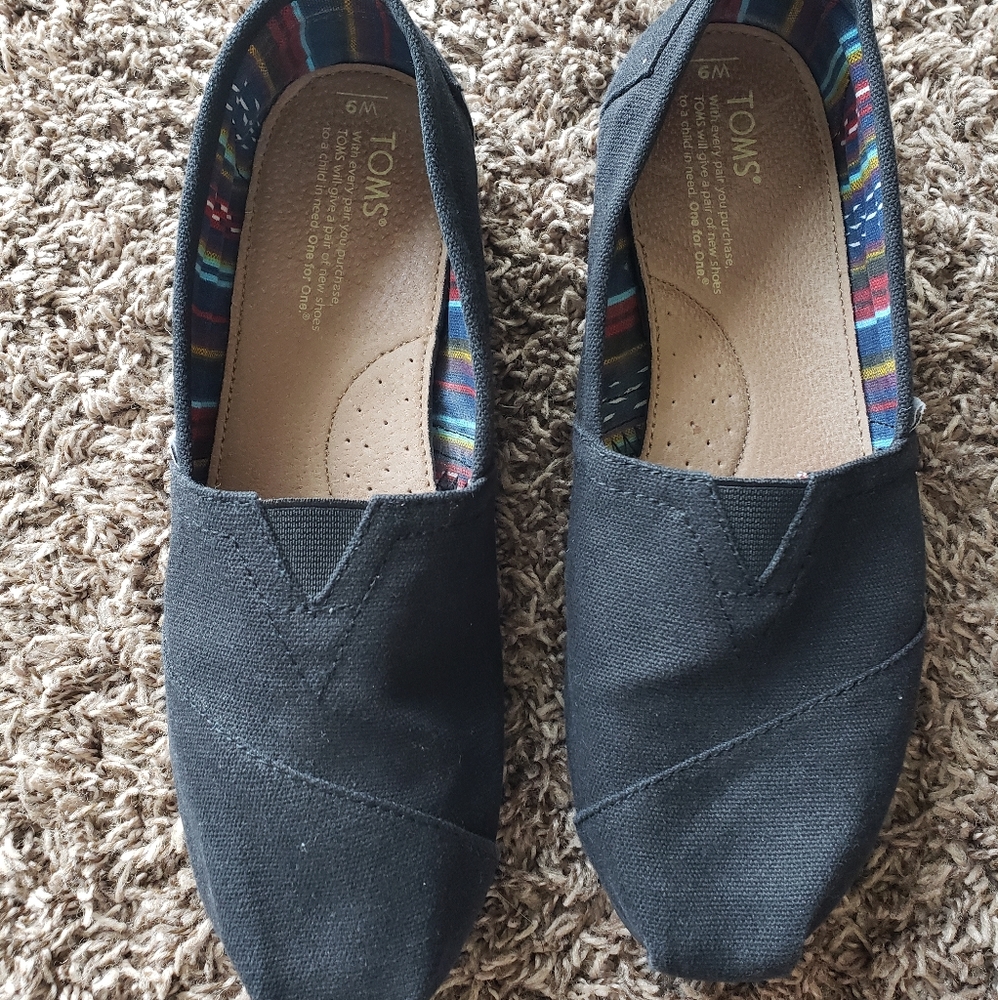 Tom's Womens 9